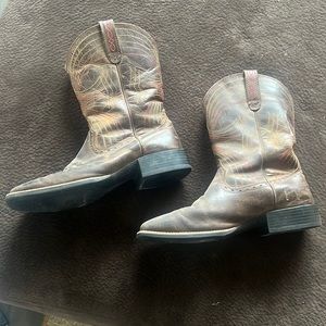 Ariat cowboy boots mens